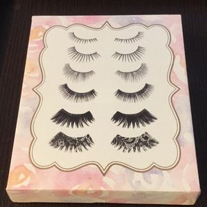 Adorable Wall Hanging Decoration